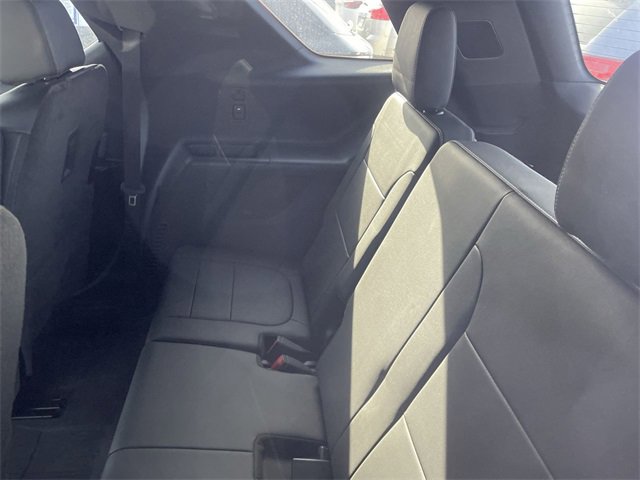 Used 2023 Chevrolet Traverse LT w/ LPO, Floor Liner Package image 5