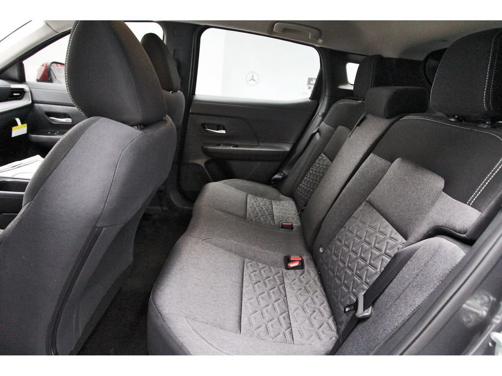 Certified 2026 Nissan Kicks SV FWD image 13