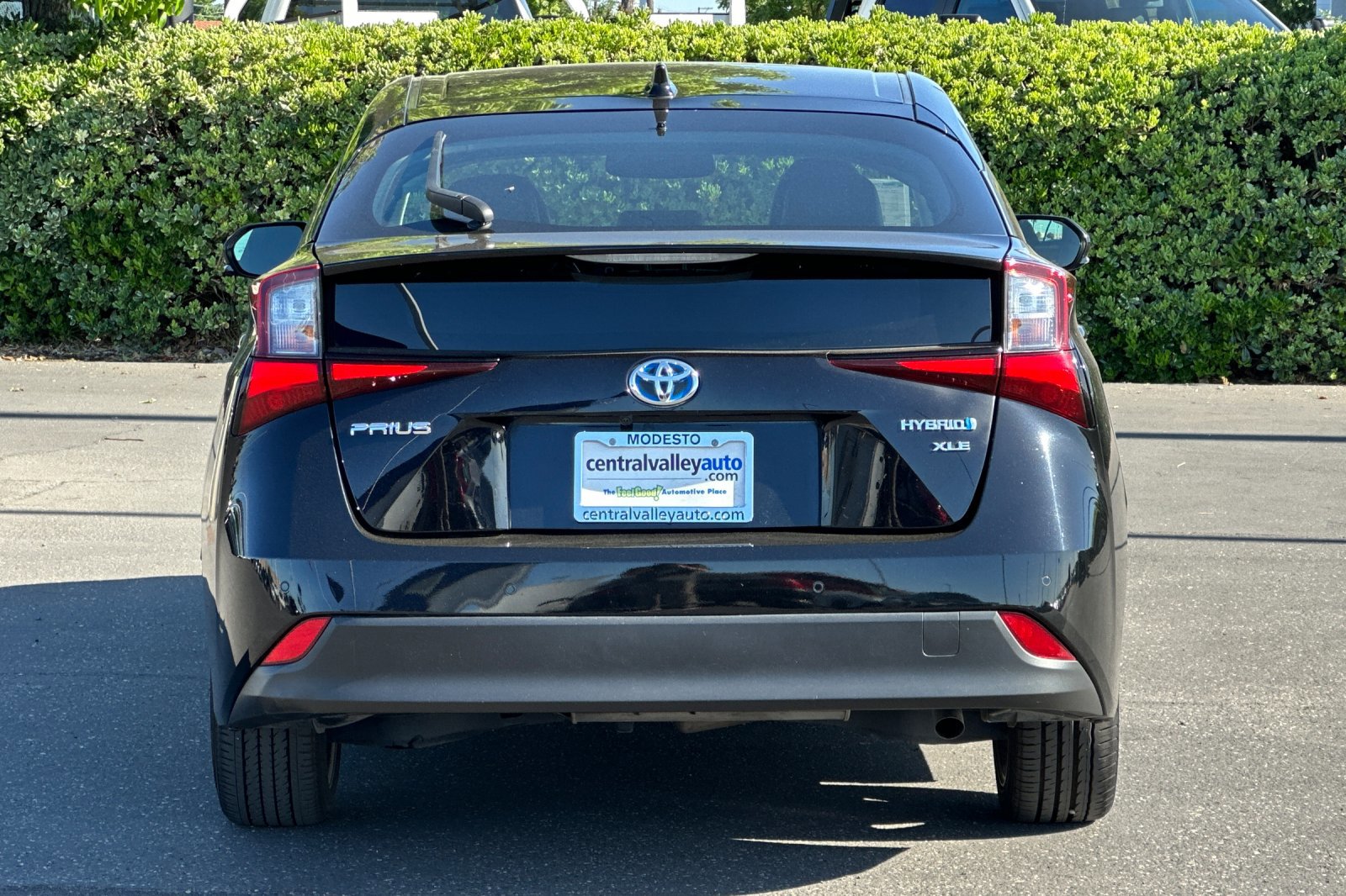 Used 2022 Toyota Prius L Eco image 5