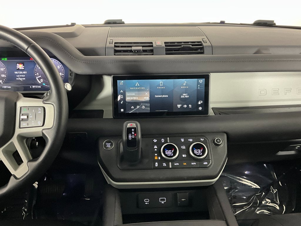 Certified 2024 Land Rover Defender 110 X-Dynamic SE image 12