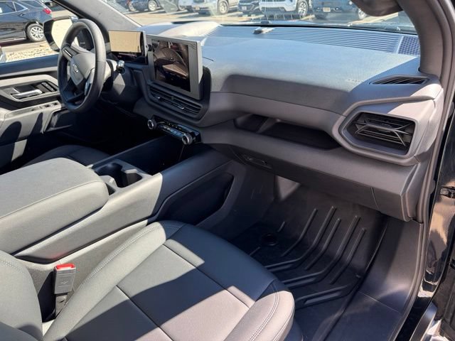 Certified 2024 Chevrolet Silverado EV W/T AWD/4WD image 15