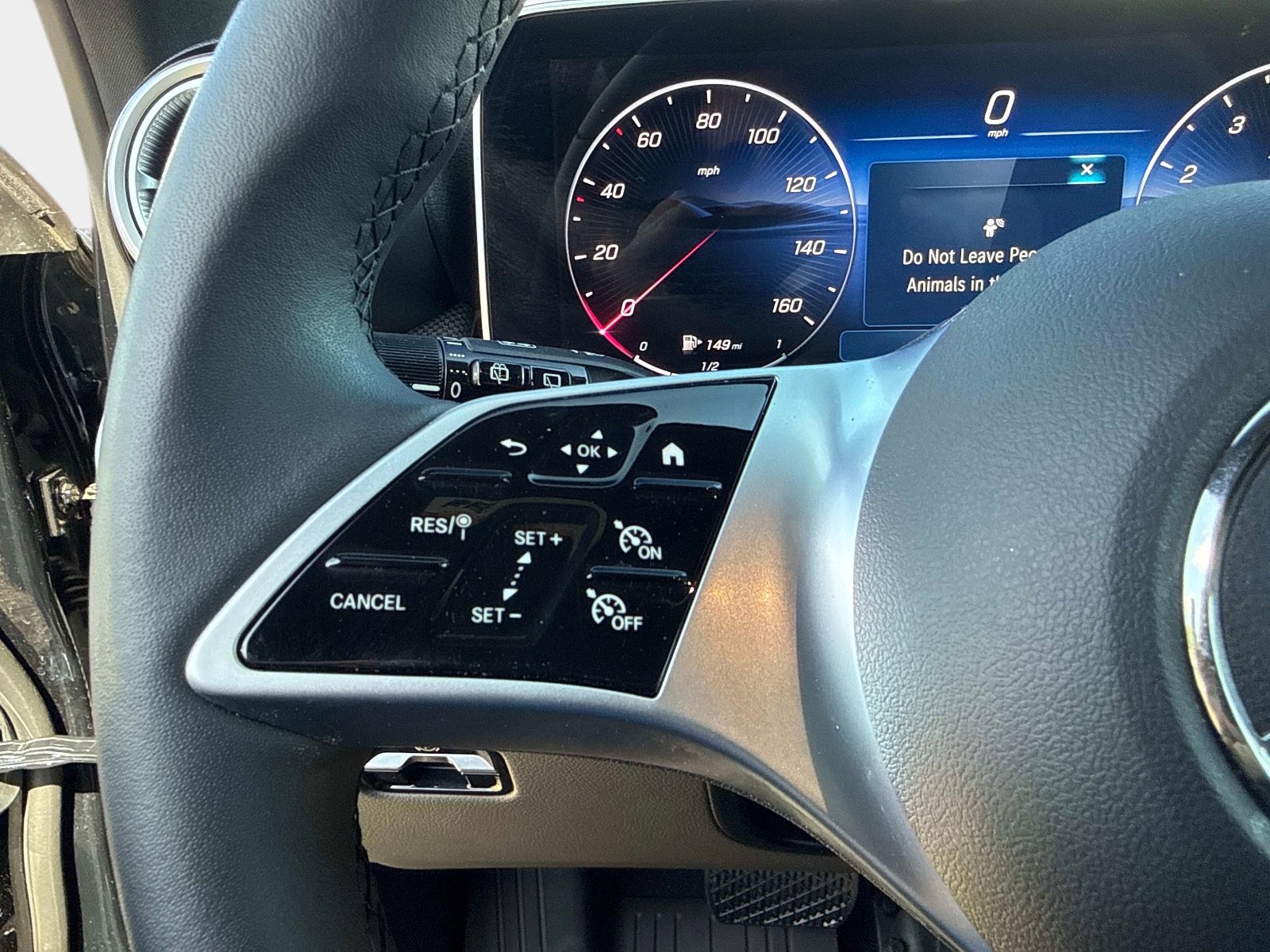 Certified 2025 Mercedes-Benz GLC 300 image 33