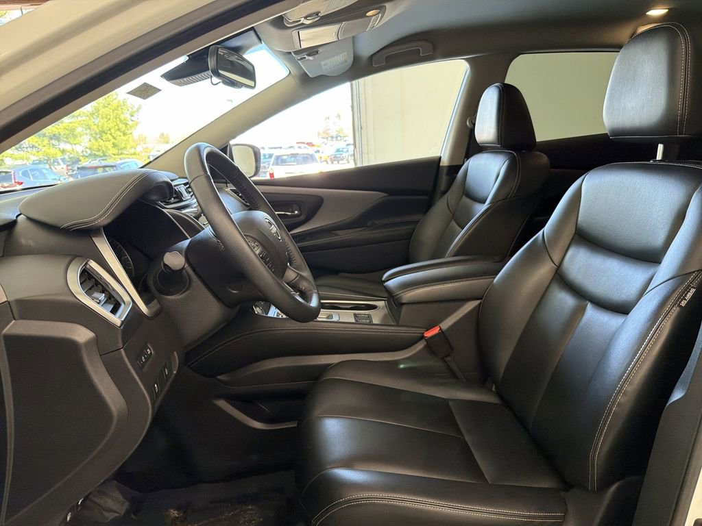 Certified 2024 Nissan Murano SV w/ SV Midnight Edition Package AWD/4WD image 21