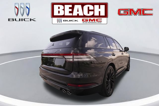 Used 2024 Lincoln Aviator Reserve w/ Equipment Group 201A RWD image 3