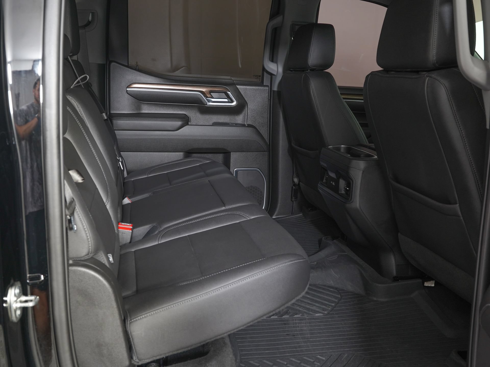Used 2023 Chevrolet Silverado 1500 LT Trail Boss w/ LT Trail Boss Premium Package AWD/4WD image 10