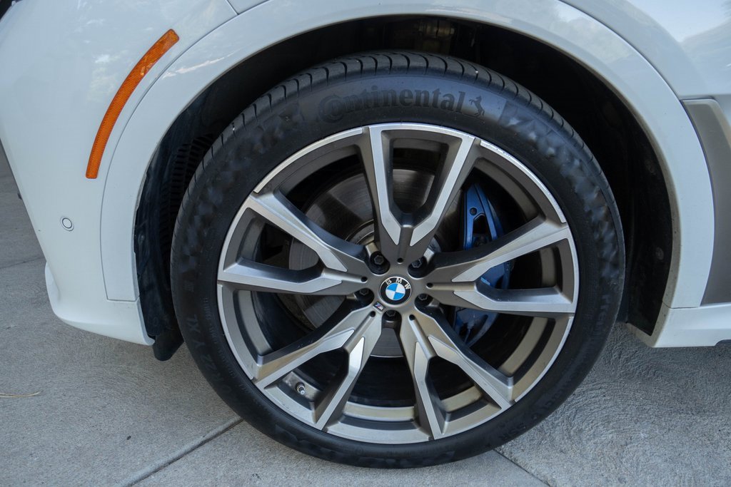 Used 2020 BMW X7 M50i w/ Dynamic Handling Package image 8