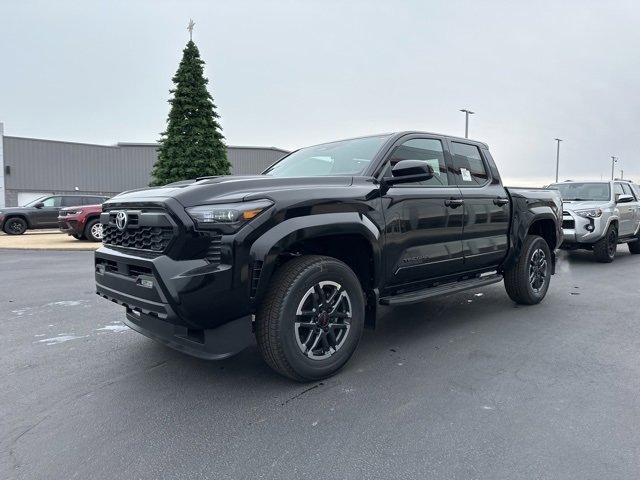 New 2025 Toyota Tacoma TRD Sport image 3
