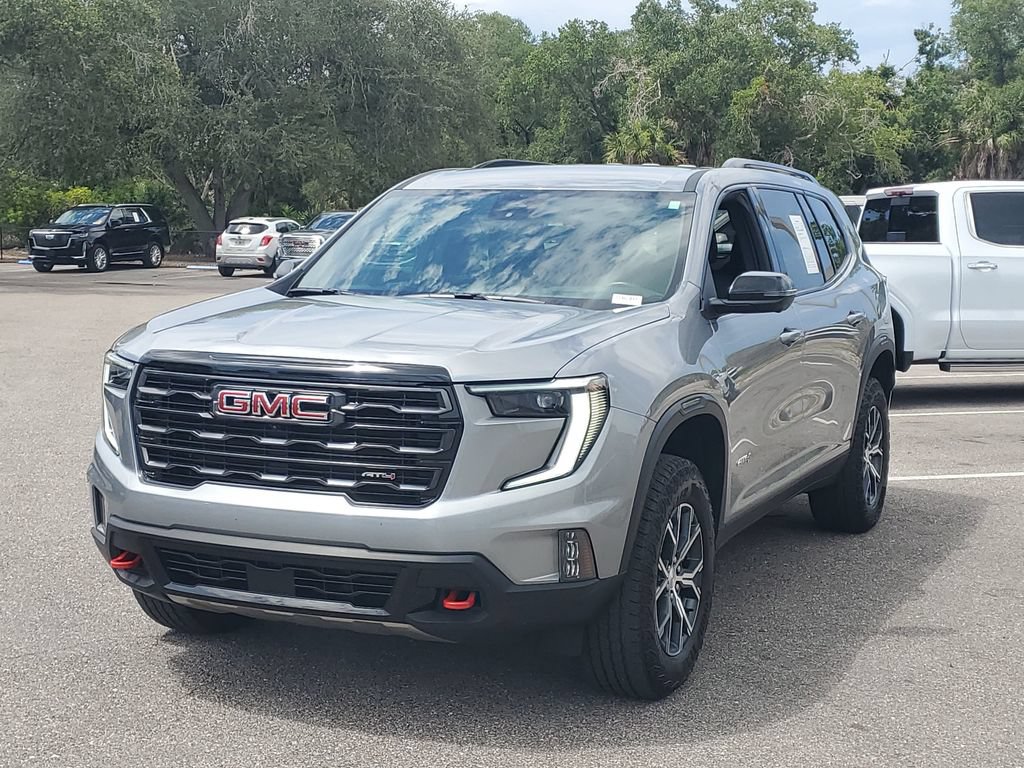 Used 2025 GMC Acadia AT4 AWD/4WD image 3