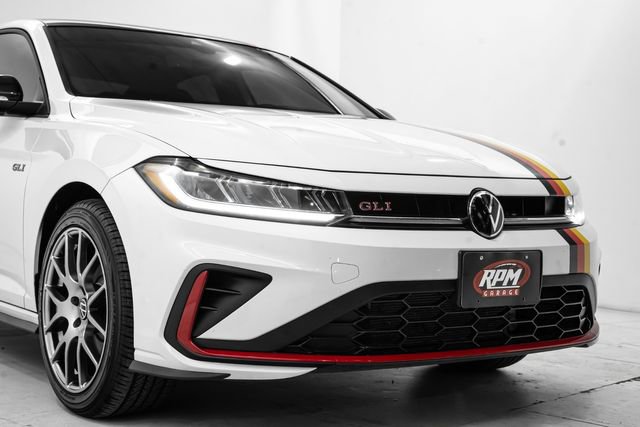 Used 2025 Volkswagen Jetta GLI Autobahn image 12