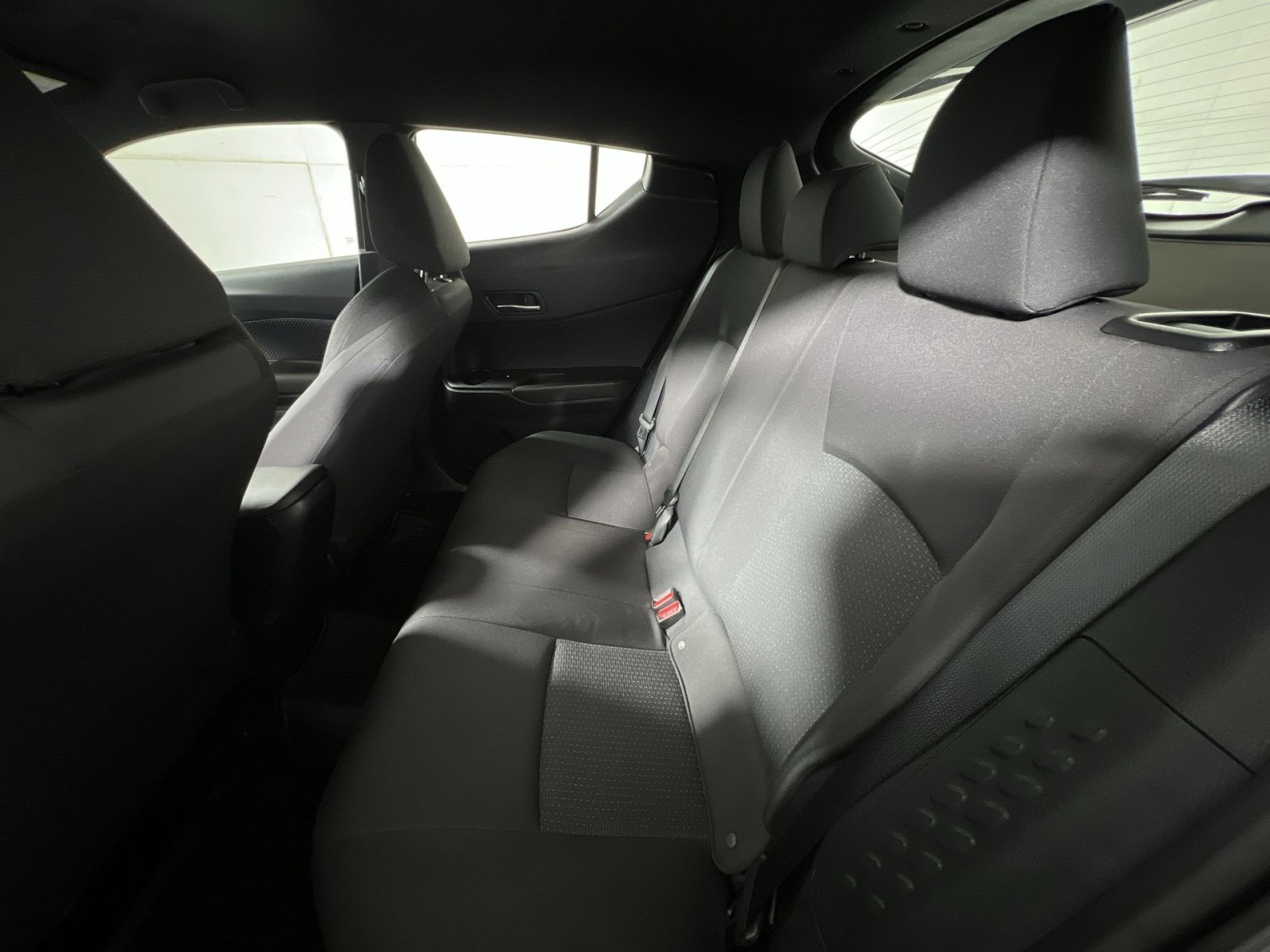 Used 2019 Toyota C-HR LE image 22