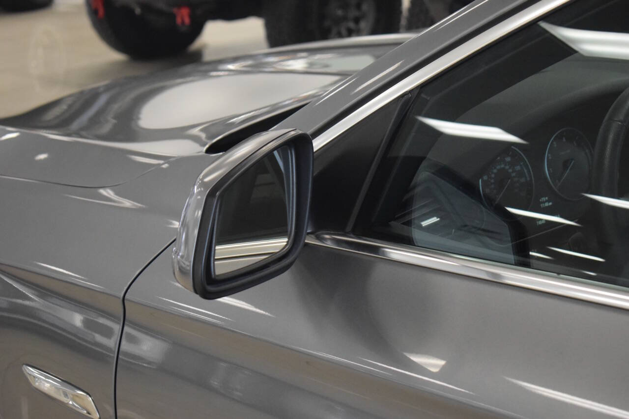 Used 2012 BMW 528i Sedan RWD image 20