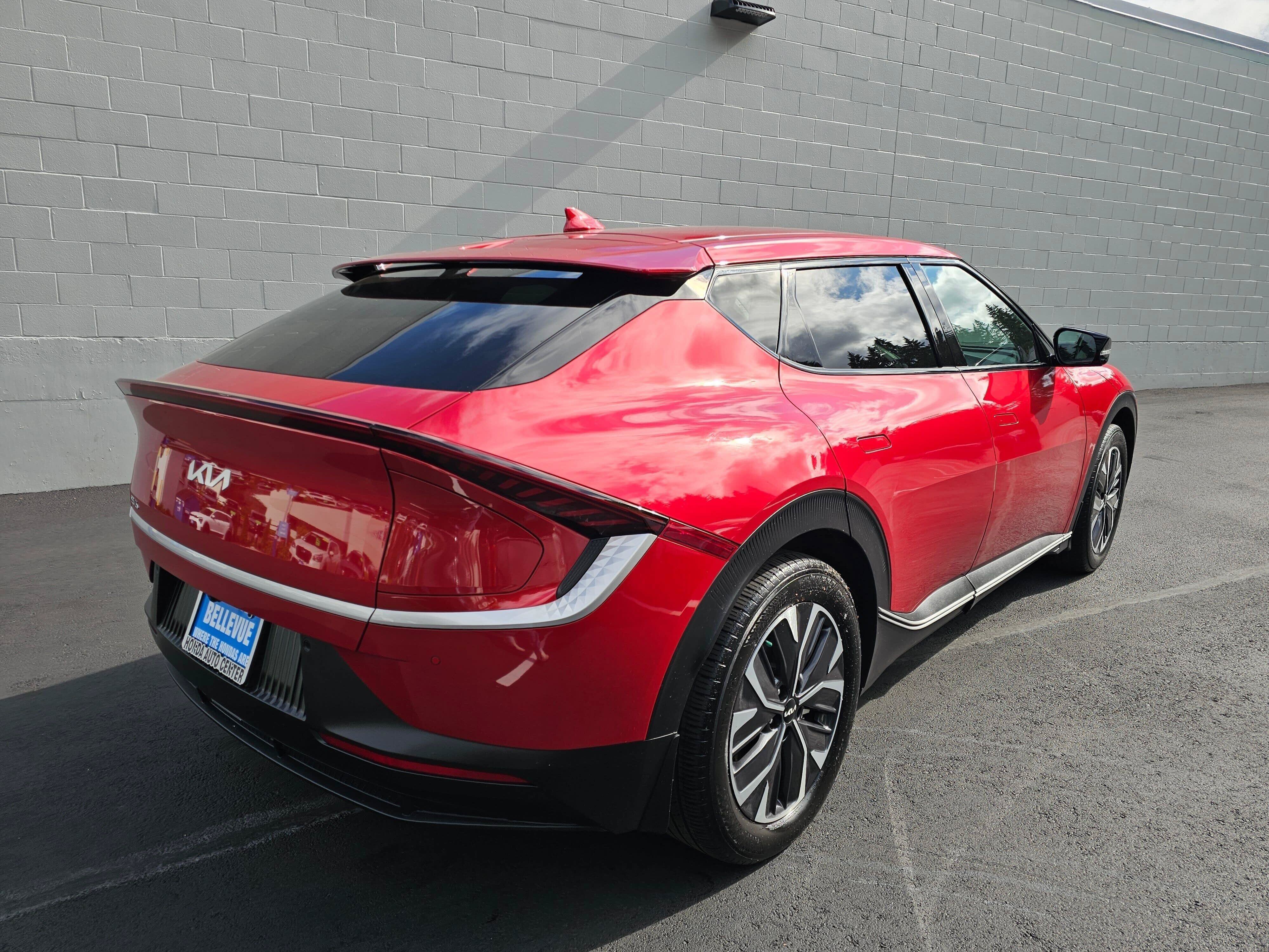 Used 2024 Kia EV6 Light AWD/4WD image 7