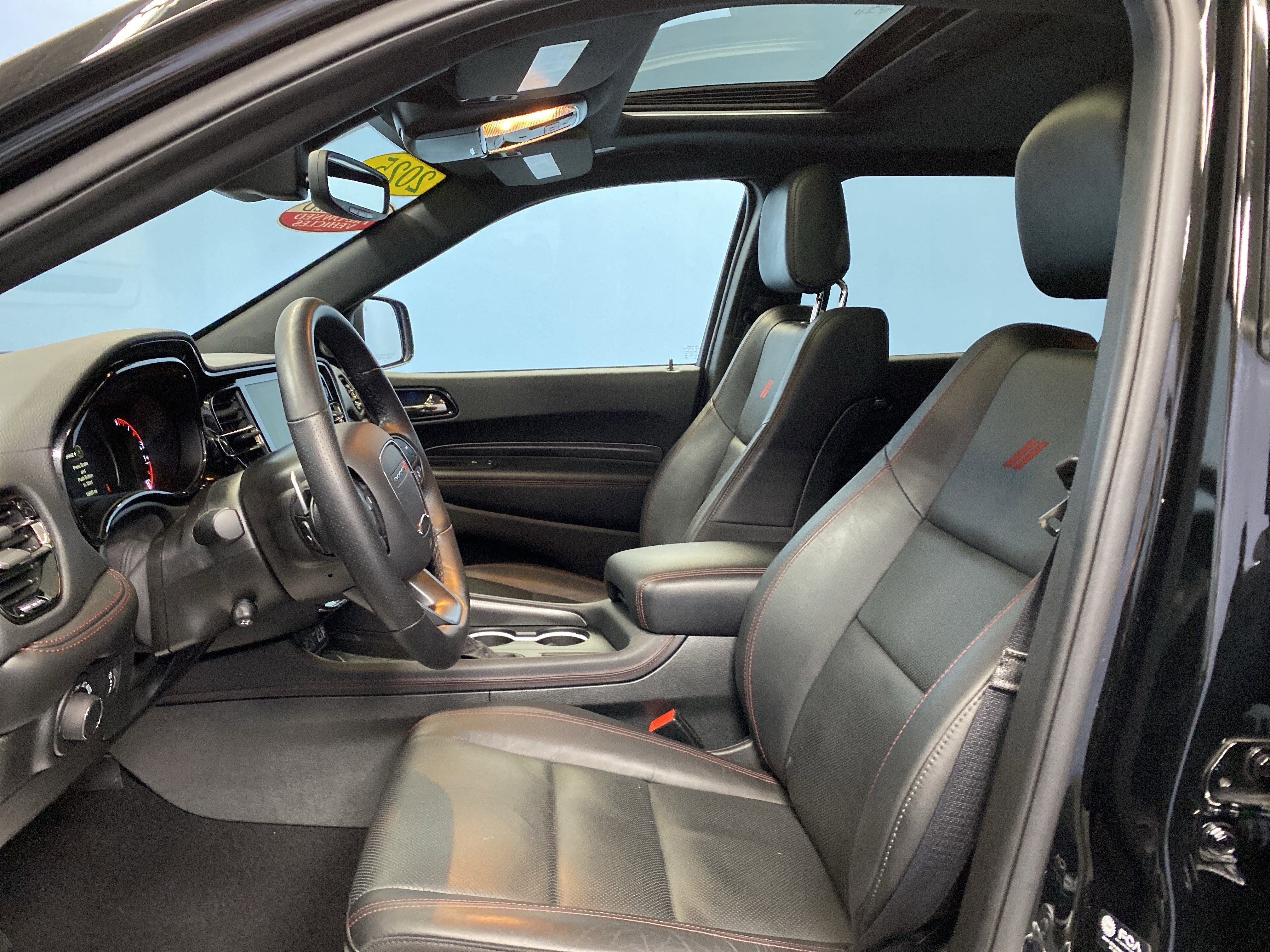 Certified 2025 Dodge Durango GT image 8