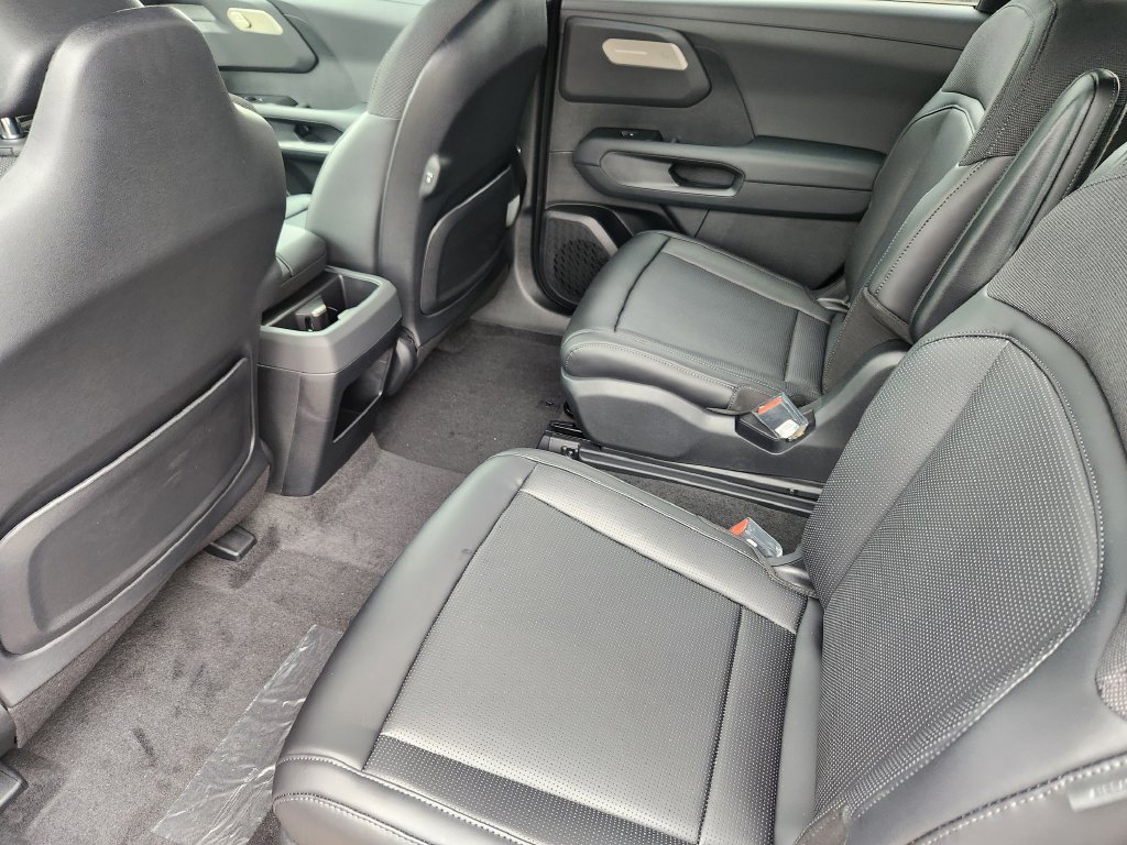 New 2027 Kia Telluride S w/ Towing Package AWD/4WD image 9