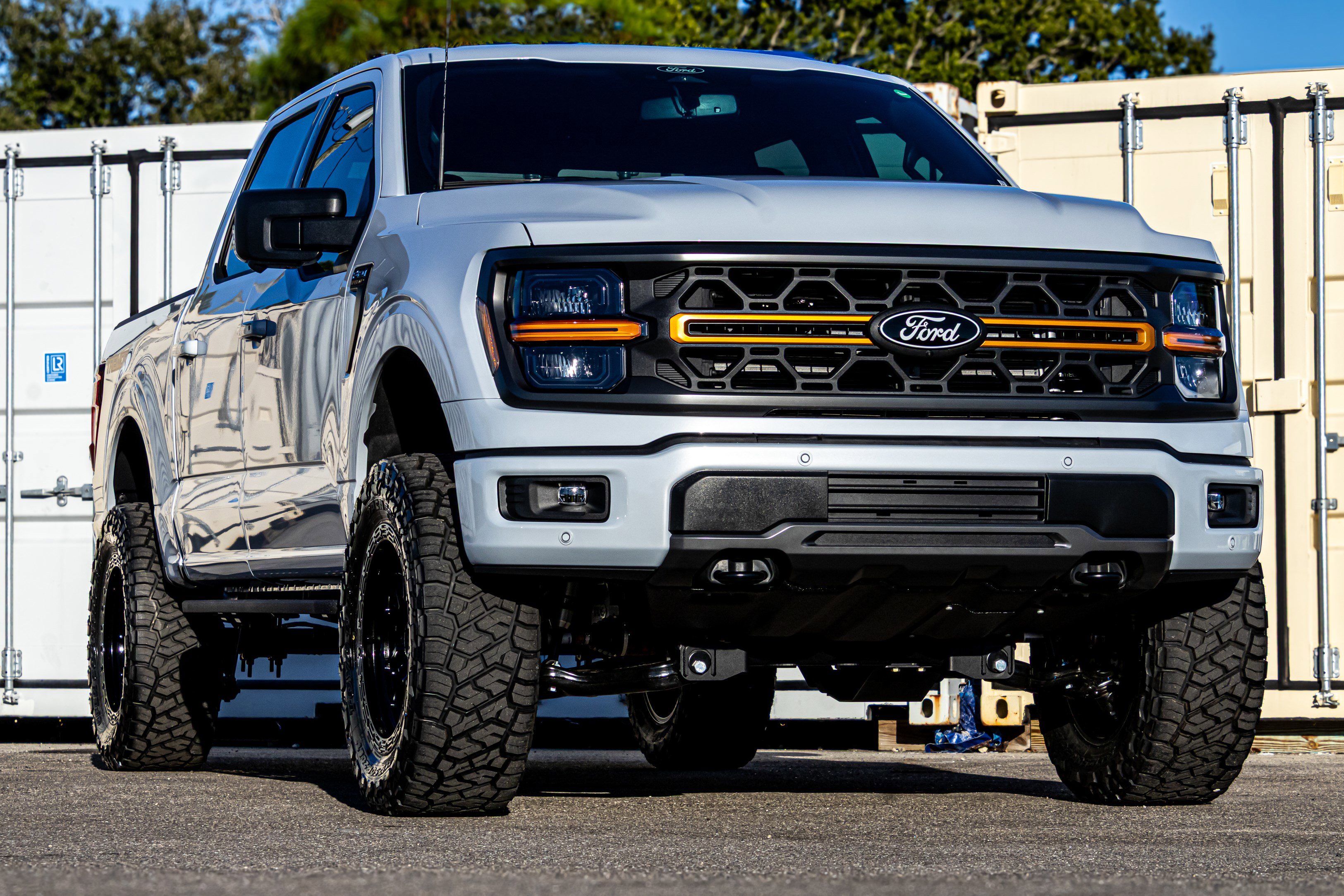 New 2025 Ford F150 Tremor w/ Tow/Haul Package