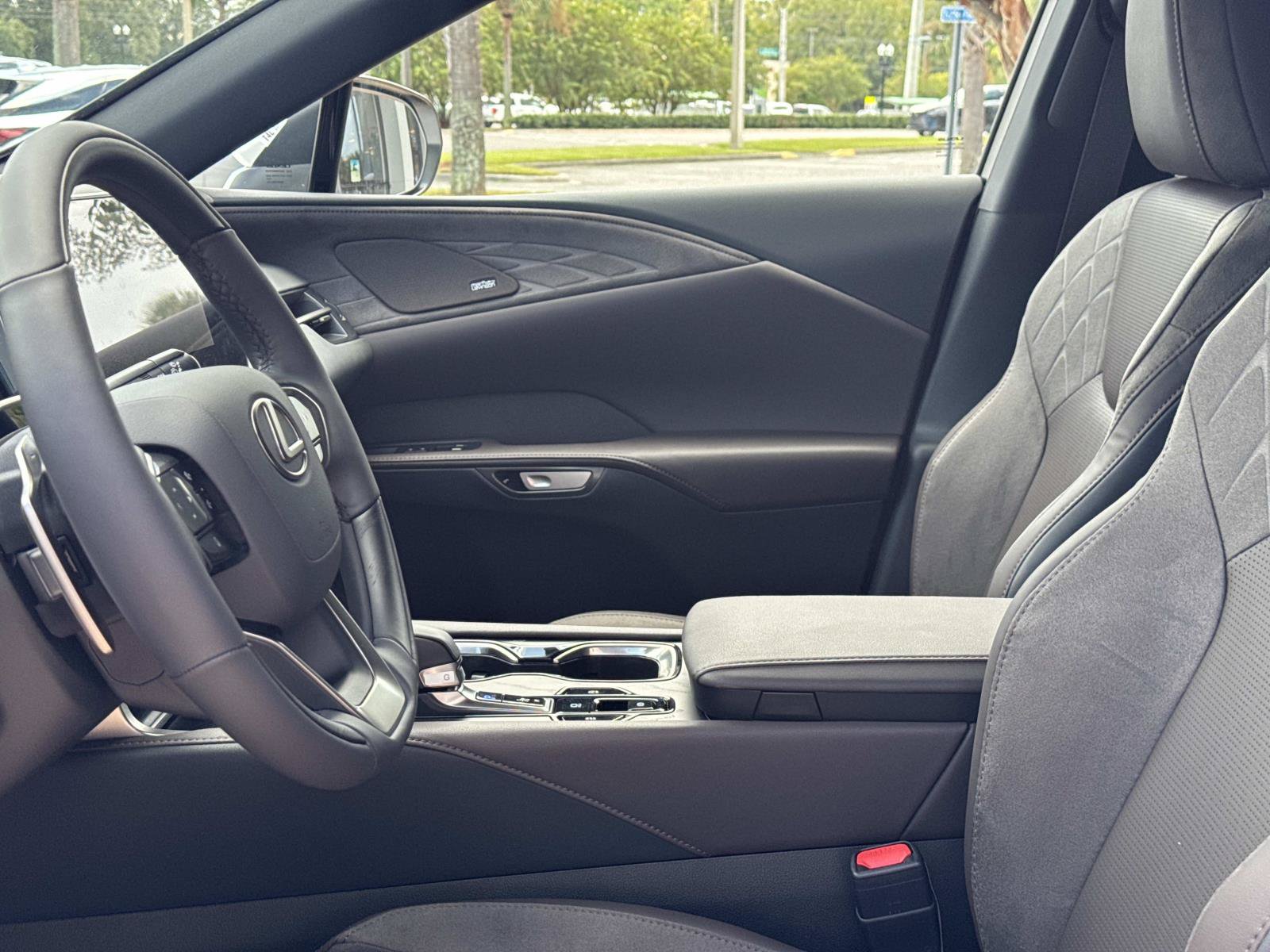 New 2026 Lexus RX 350 FWD image 14