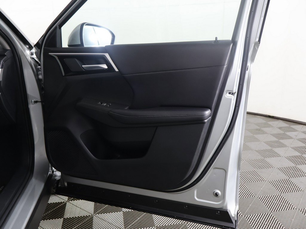 Used 2024 Mitsubishi Outlander SE Black Edition image 26