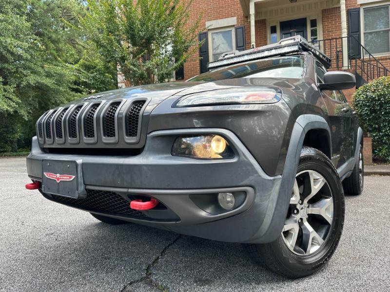 Used 2015 Jeep Cherokee Trailhawk w/ Leather Interior Group AWD/4WD image 2