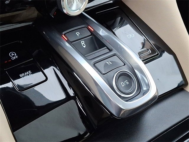 Used 2025 Acura MDX w/ Technology Package image 17