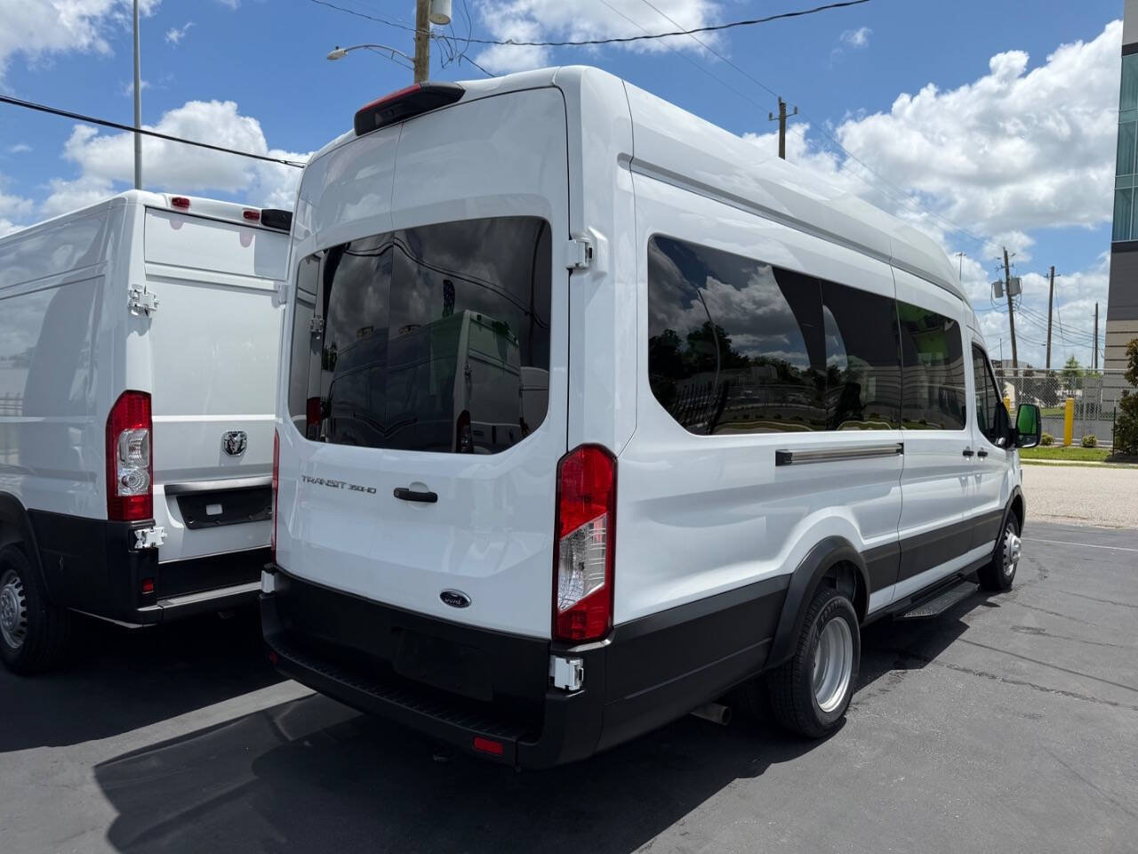 Used 2023 Ford Transit 350 XL RWD image 5