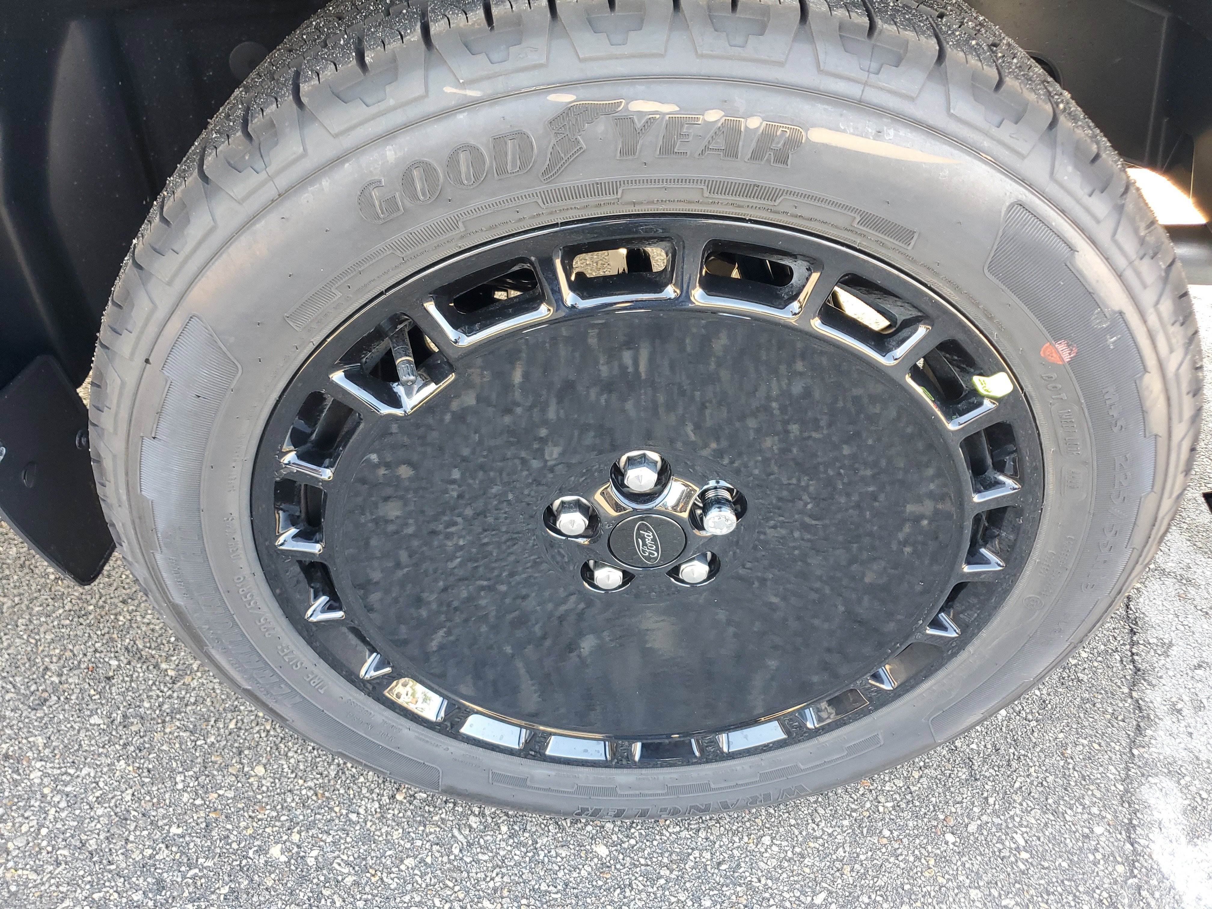 New 2026 Ford Maverick Lobo image 8