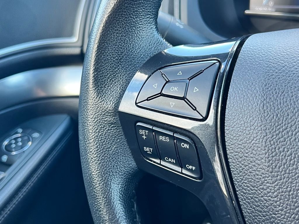 Used 2018 Ford Explorer XLT w/ Equipment Group 202A image 27