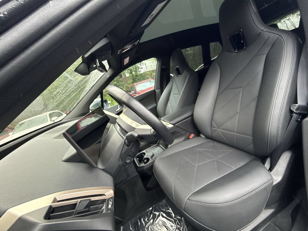 Used 2023 BMW iX xDrive50 AWD/4WD image 13