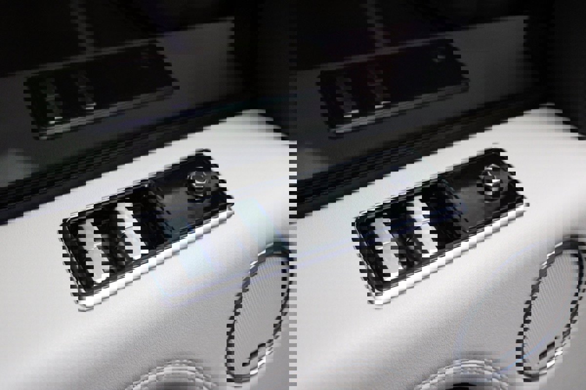 Used 2018 Land Rover Range Rover Supercharged AWD/ 21'' wheels image 24