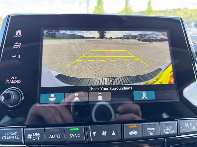 Used 2024 Honda Odyssey Touring image 25