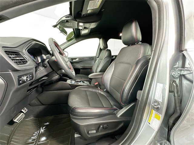 Used 2023 Ford Escape ST-Line Select image 18