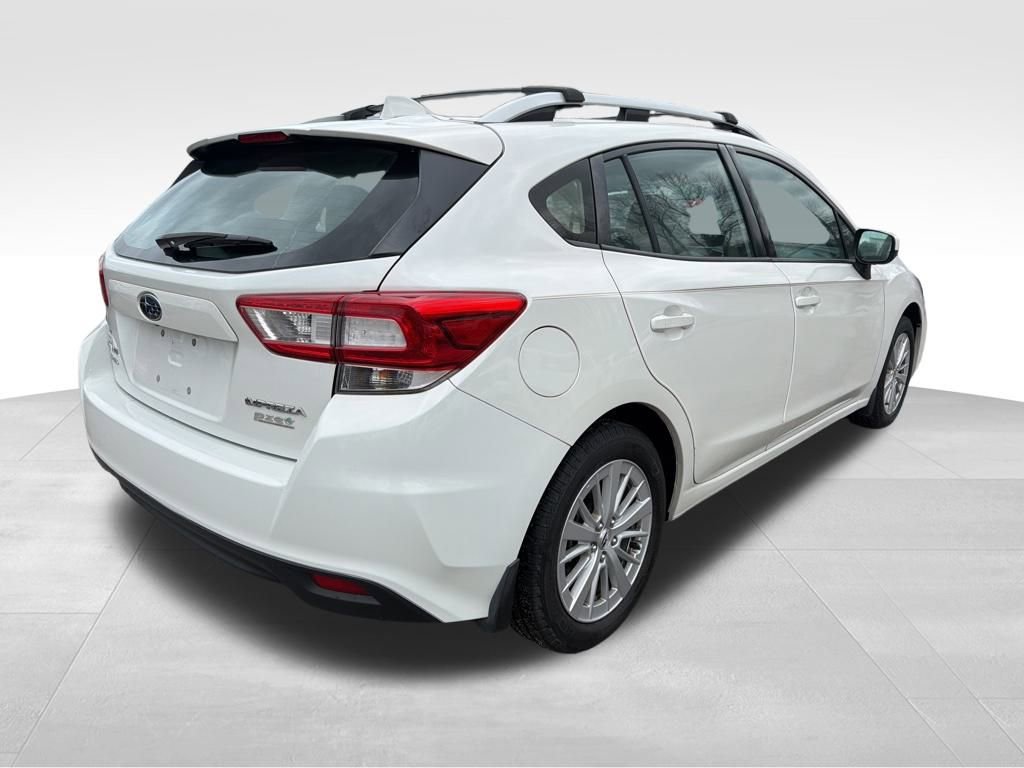 Used 2017 Subaru Impreza 2.0i Premium image 5
