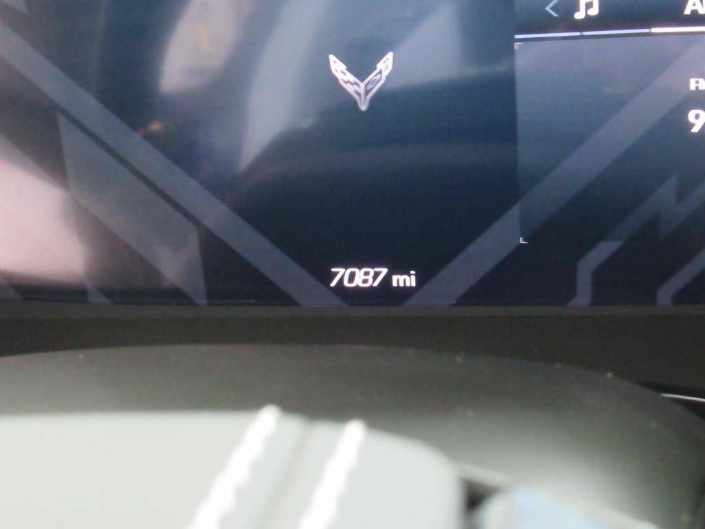 Used 2025 Chevrolet Corvette Z06 image 32