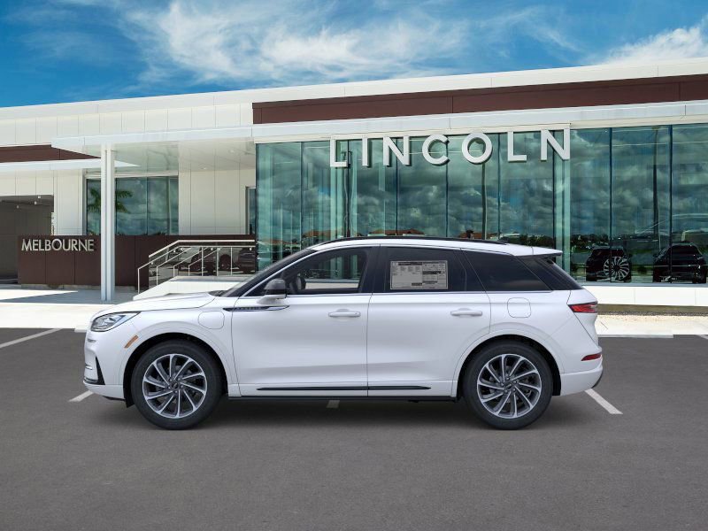 New 2026 Lincoln Corsair Grand Touring image 3