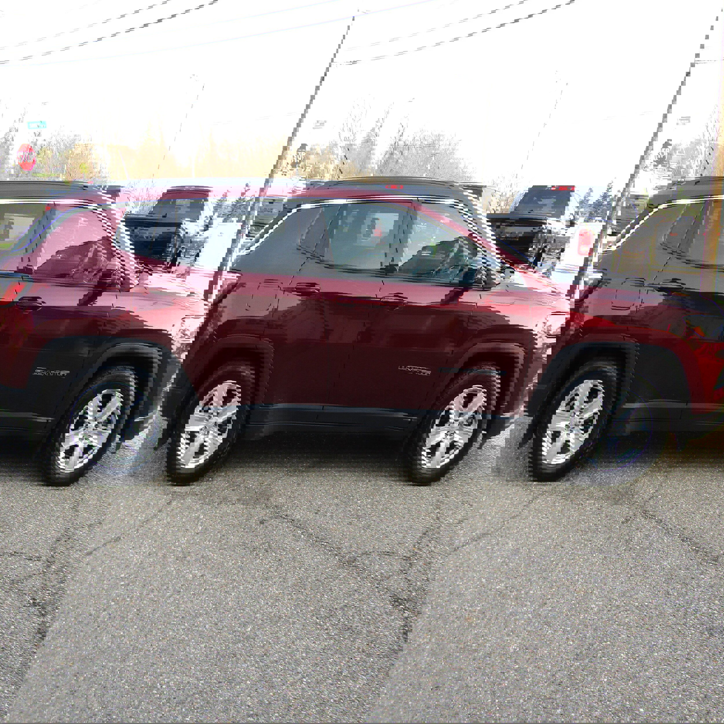 Used 2022 Jeep Compass Latitude image 5