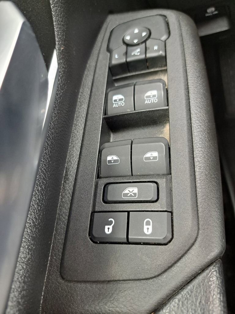 Used 2025 RAM 1500 Big Horn image 15