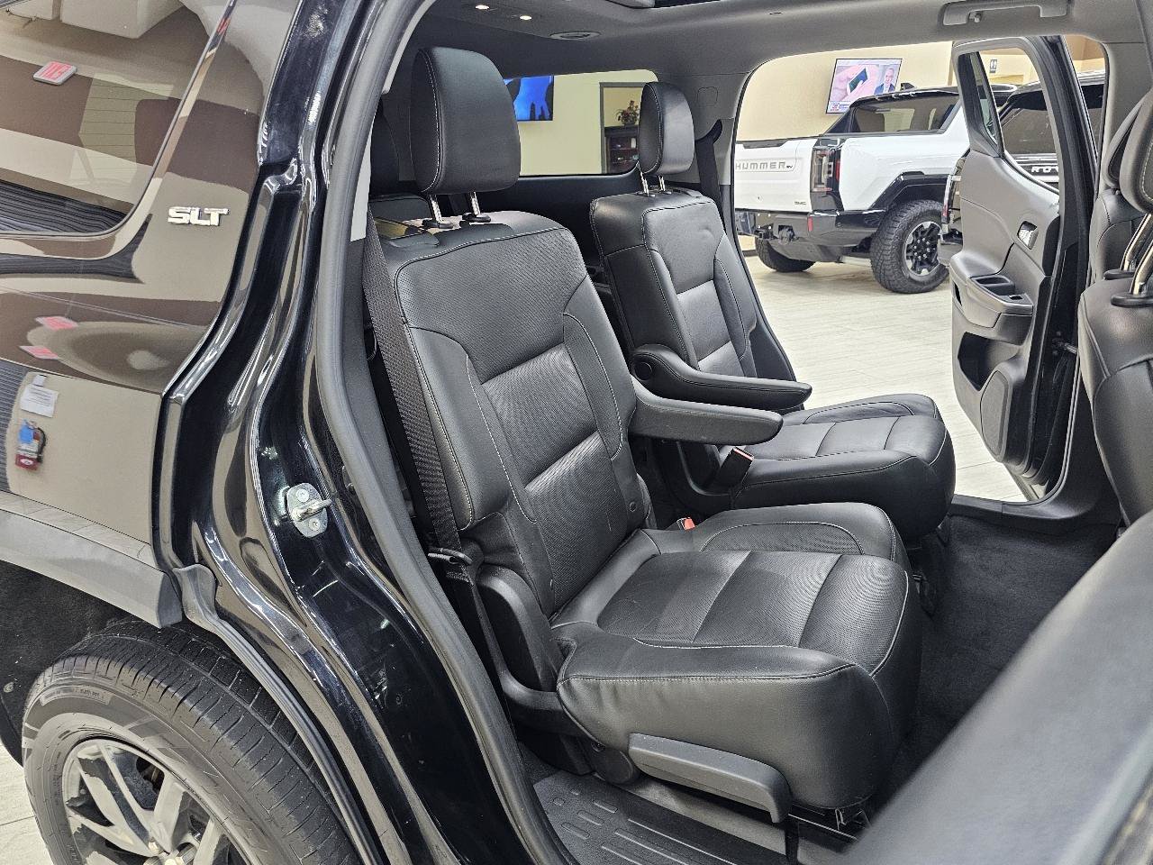 Used 2017 GMC Acadia SLT FWD image 23