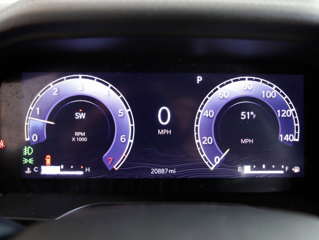 Used 2022 Jeep Grand Cherokee Limited image 19