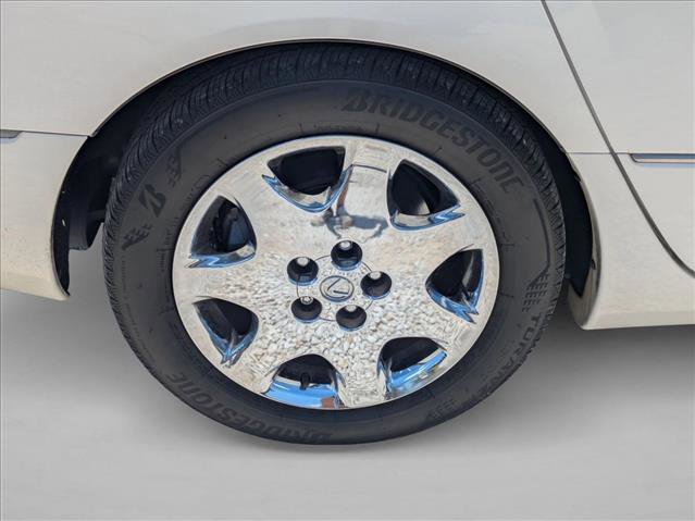 Used 2001 Lexus LS 430 RWD image 9
