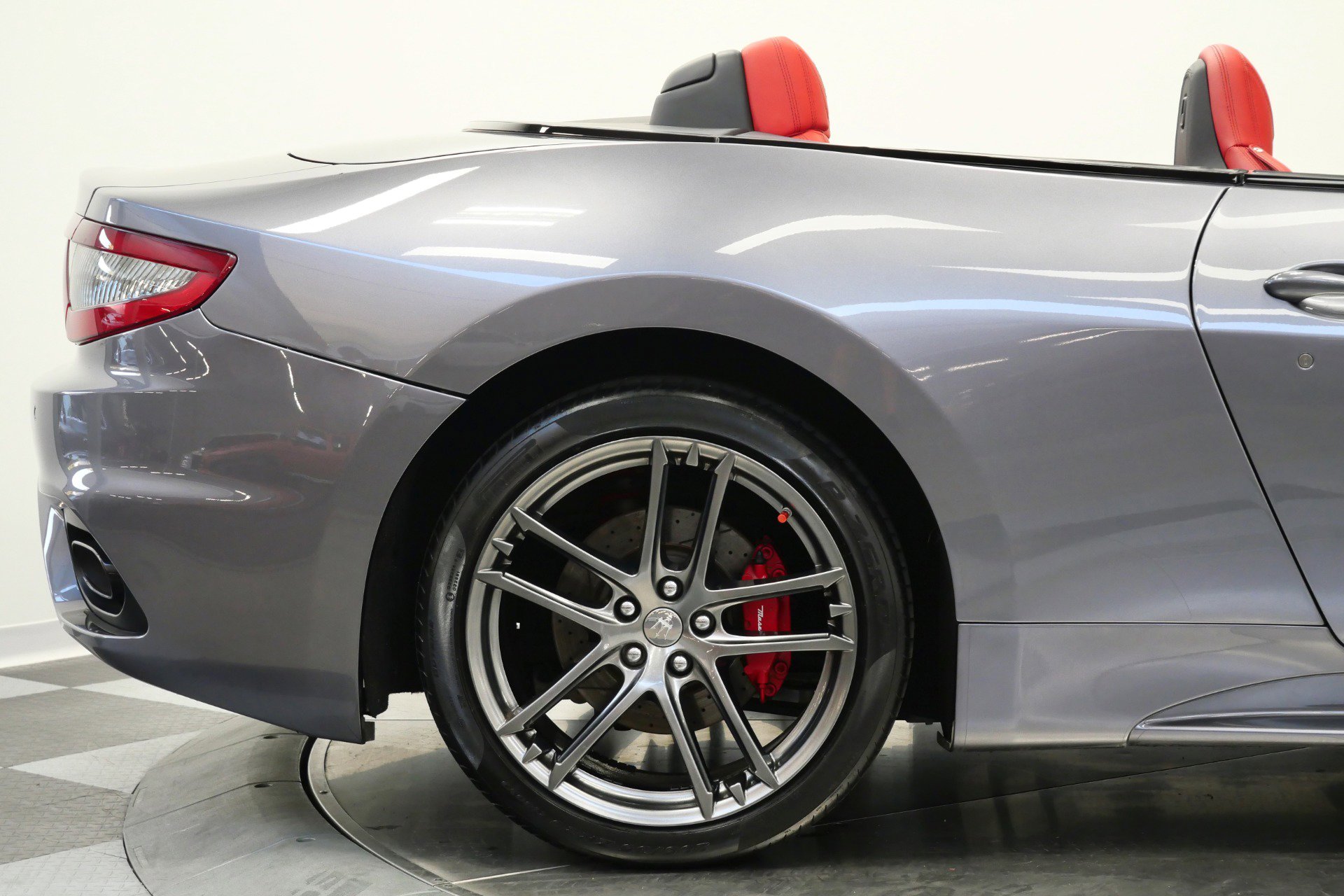 Used 2019 Maserati GranTurismo Sport image 47