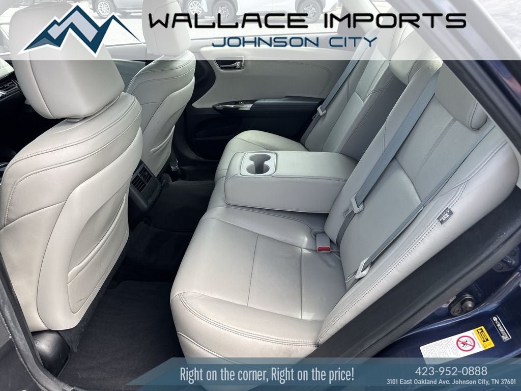 Used 2015 Toyota Avalon XLE Touring FWD image 36