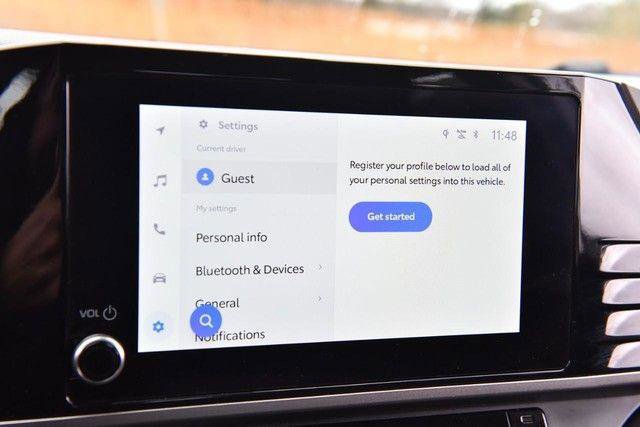 Used 2025 Toyota Camry LE image 14