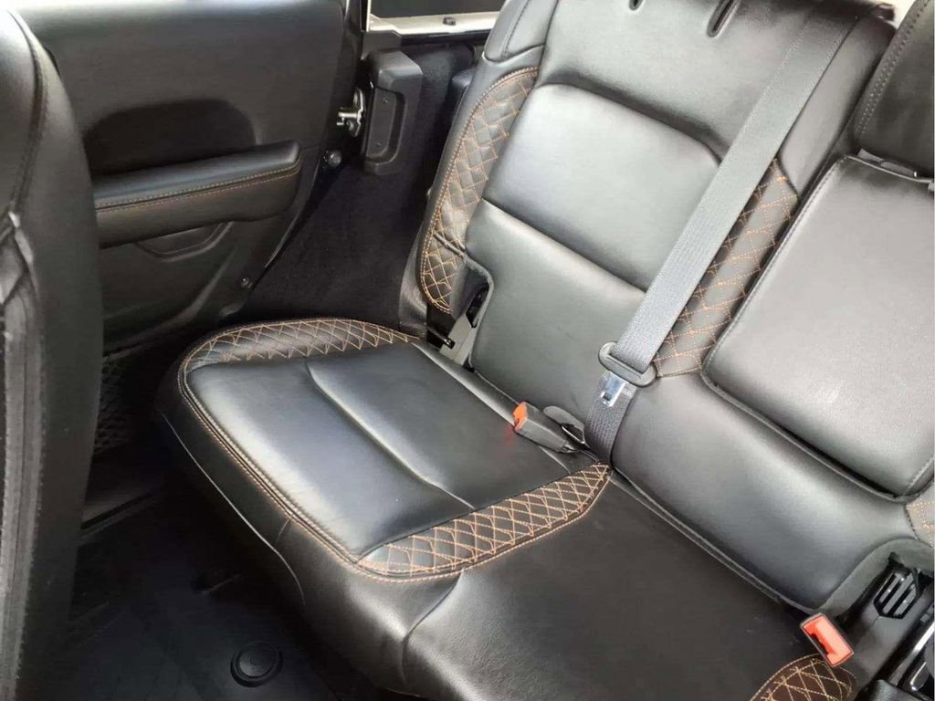 Used 2021 Jeep Wrangler Unlimited Sahara image 18