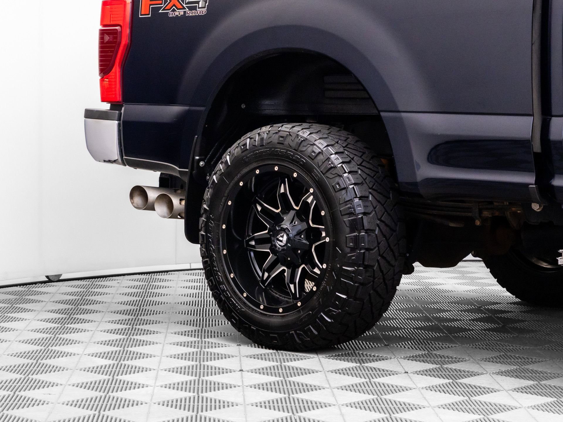 Used 2021 Ford F250 Lariat w/ Lariat Value Package image 40