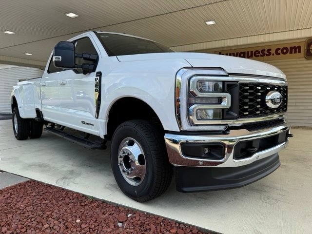New 2026 Ford F350 Lariat w/ Lariat Premium Package AWD/4WD image 2
