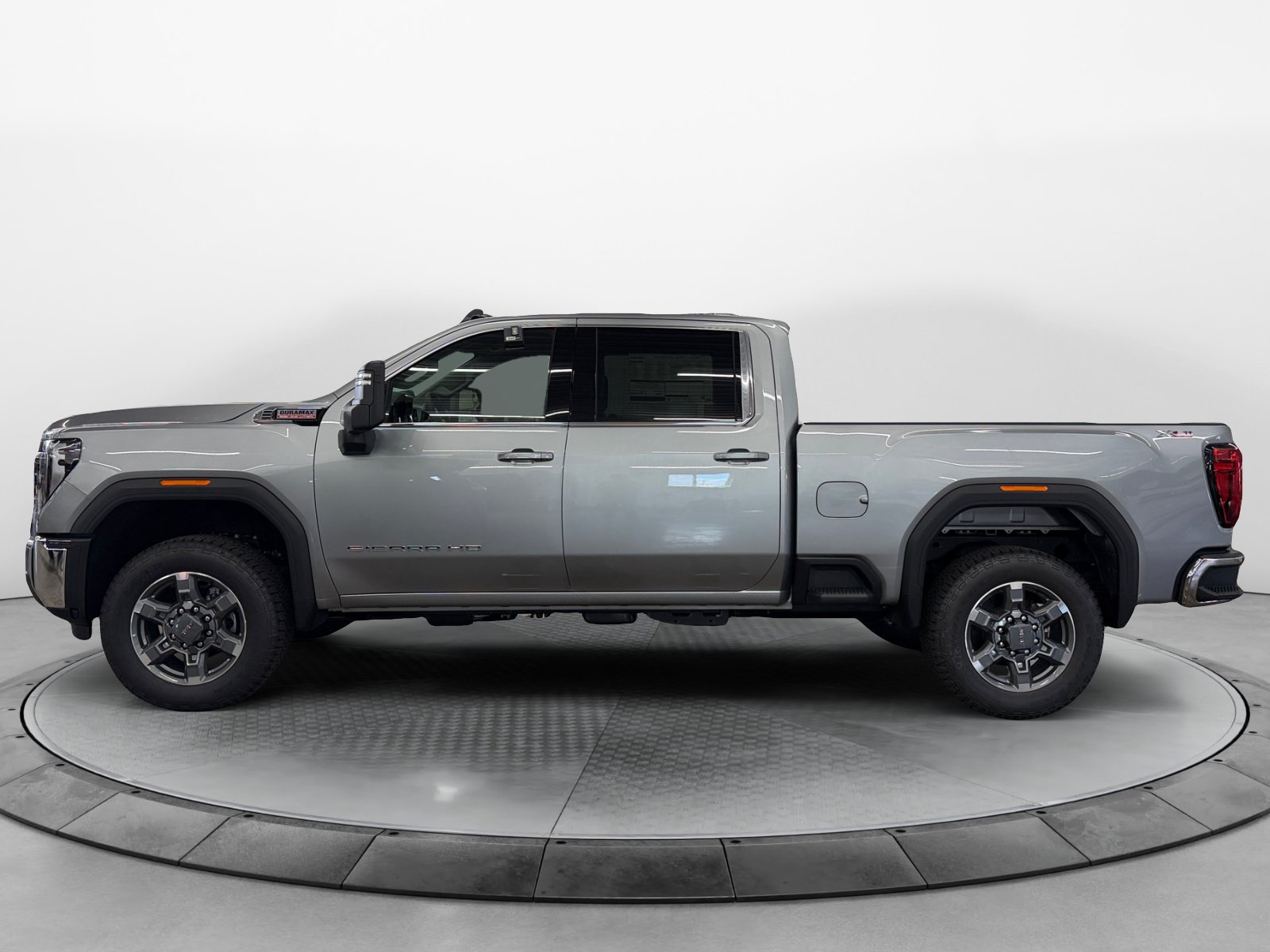 New 2026 GMC Sierra 2500 SLE w/ SLE Value Package; AWD/4WD image 3
