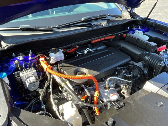 Used 2025 Honda CR-V Sport-L image 11