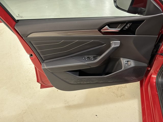 Certified 2024 Volkswagen Jetta SEL FWD image 17
