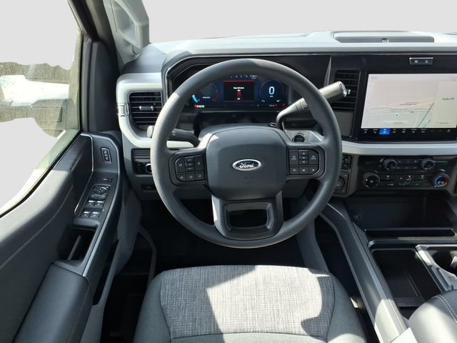 New 2026 Ford F250 XLT w/ XLT Premium Package AWD/4WD image 10