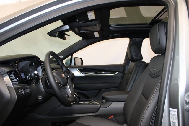 New 2025 Cadillac XT5 Premium Luxury image 6