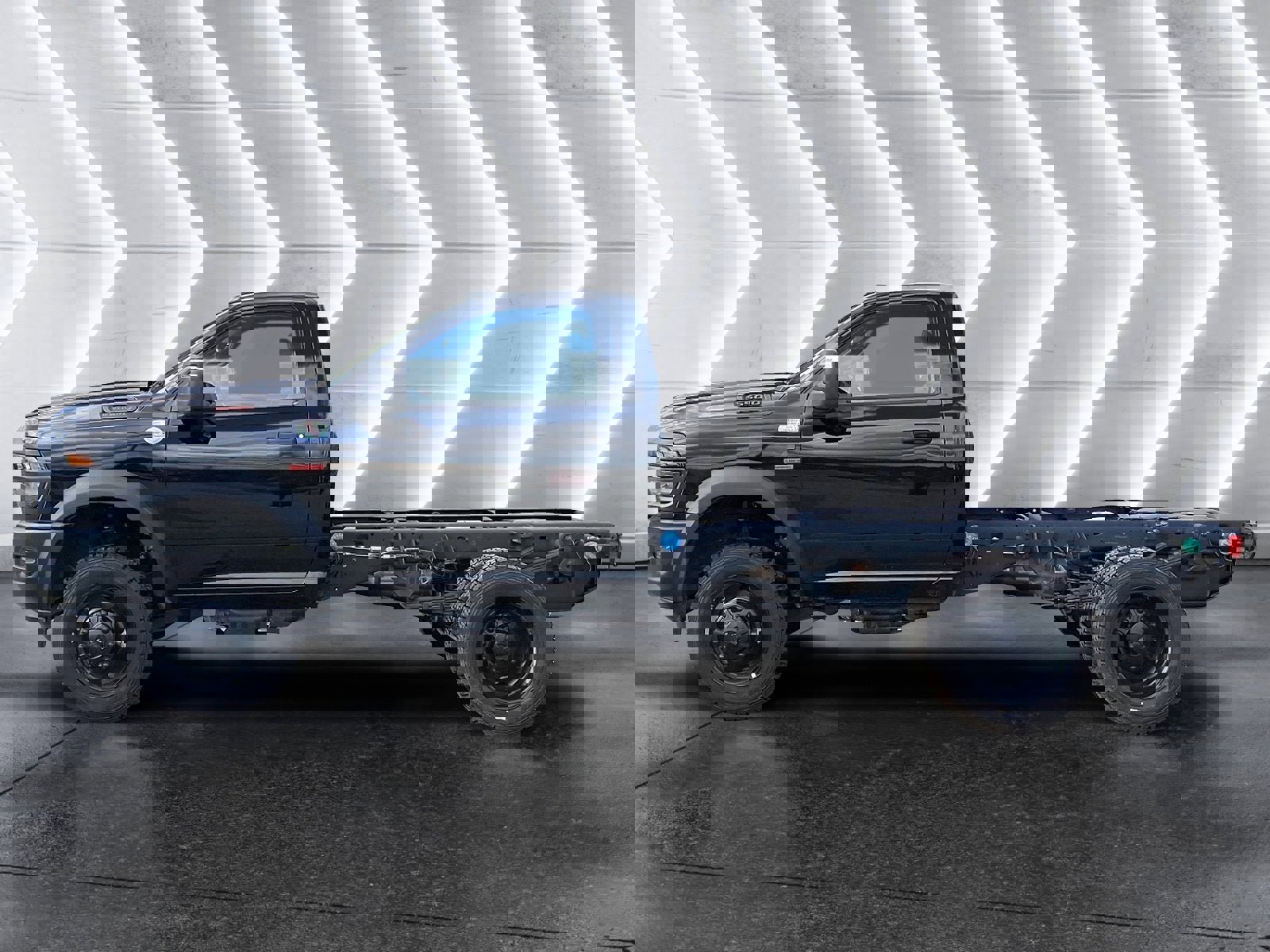 New 2026 RAM 5500 Tradesman image 3